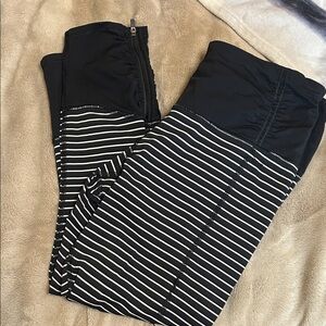 Lululemon Womens Black & White Striped Active Leggings